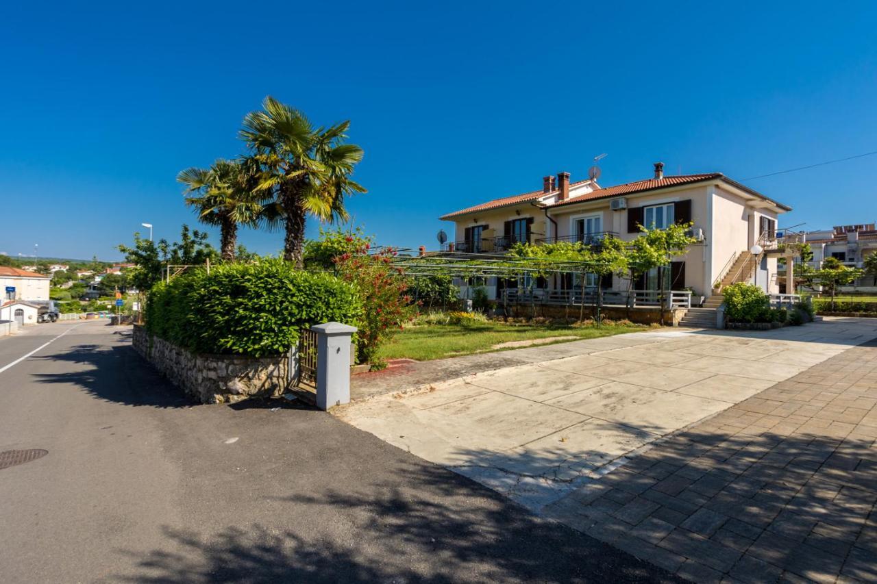 מאלינסקה Apartments And Rooms Kod Keti מראה חיצוני תמונה
