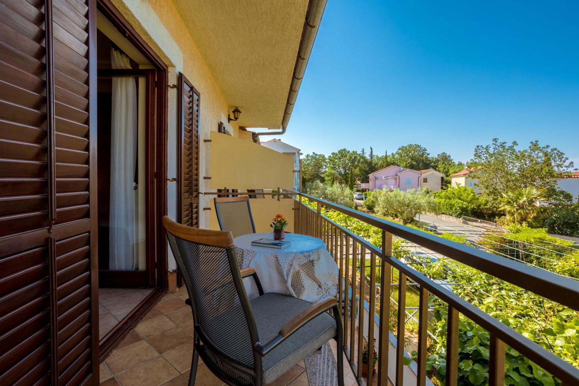 מאלינסקה Apartments And Rooms Kod Keti מראה חיצוני תמונה