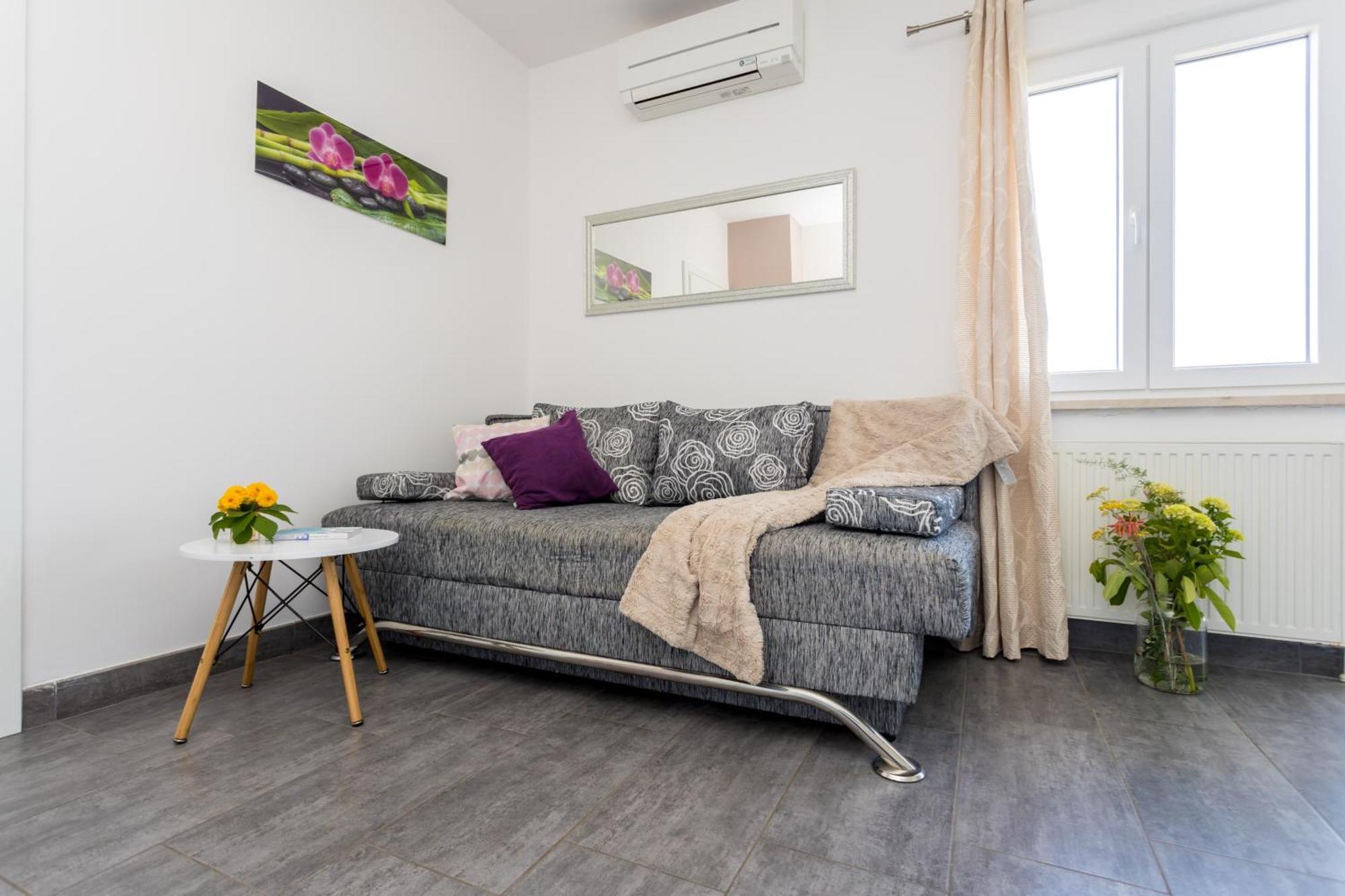 מאלינסקה Apartments And Rooms Kod Keti מראה חיצוני תמונה
